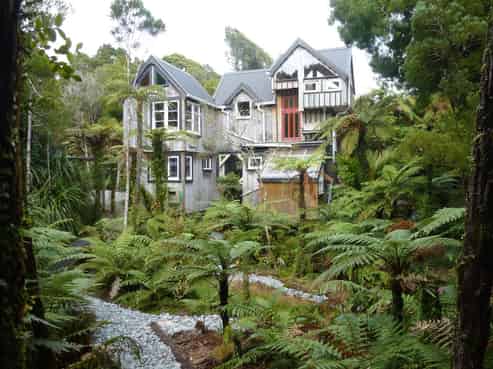 5 Ross Place, Punakaiki