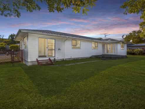 14 Indiana Grove, Totara Park