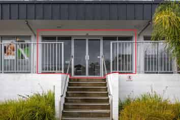 Last retail unit - The Link