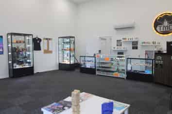 Immaculately presented in Marama Arcade