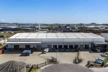 6326 Sqm High Stud (9.5M) Warehouse!