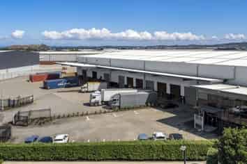 6326 Sqm High Stud (9.5M) Warehouse!