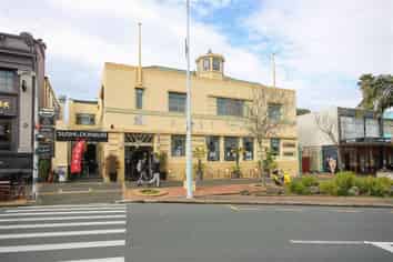 Professional Devonport Office