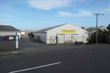 Big Clean and Cheap as there is Gracefield/Seaview