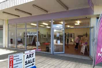 114m2 Ground Floor Retail adjacent to Mall