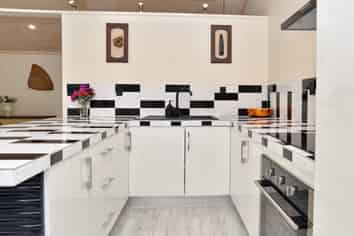 7A Poulson Street, Addington