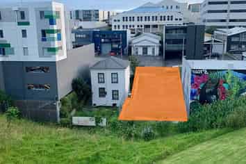  Fully Fenced Car Yard/ Storage!