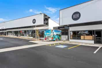 MOTIVATED VENDOR - NEW RETAIL UNITS FROM $640,000