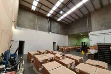 707m2 Warehouse for lease in Middleton