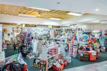 RETAIL SHOP FOR SALE ROYAL OAK MALL