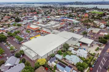 RETAIL SHOP FOR SALE ROYAL OAK MALL