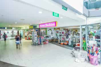 RETAIL SHOP FOR SALE ROYAL OAK MALL