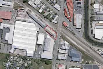 Large Affordable Warehouse Close to Port