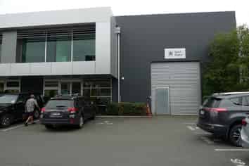 Price Reduced! 489m2* Warehouse/Office