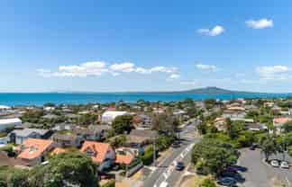 707 Kitchener Road, Milford