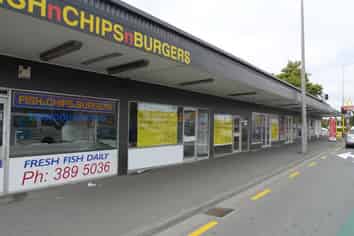 85m2* Retail with profile in Linwood