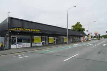 85m2* Retail with profile in Linwood