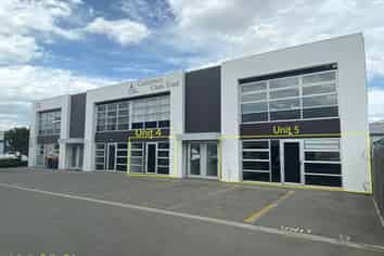 79m2* or 139m2* or 60m2* Office in Addington