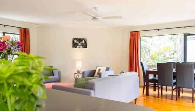 24A Korotaha Terrace, Rothesay Bay