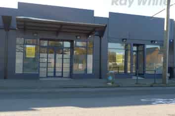 168m2* of Retail in Linwood