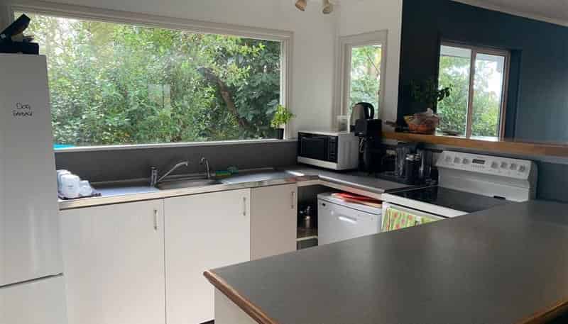 32 Lawry Street, Moturoa