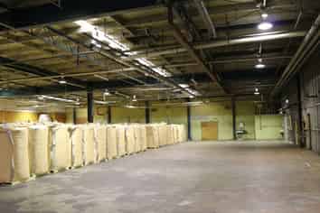 Warehouse 3,100 m2 approx
