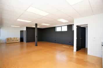Elevated Workroom Space - 61m2