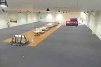 NORTHWOOD SUPA CENTA - RARE OPPORTUNITY