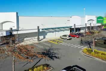 NORTHWOOD SUPA CENTA - RARE OPPORTUNITY