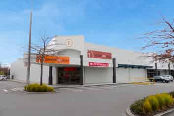 NORTHWOOD SUPA CENTA - RARE OPPORTUNITY