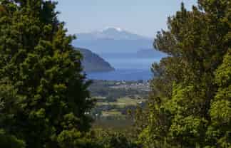 1549E Poihipi Road, Oruanui