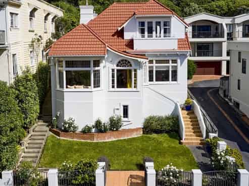 210 Oriental Parade, Oriental Bay