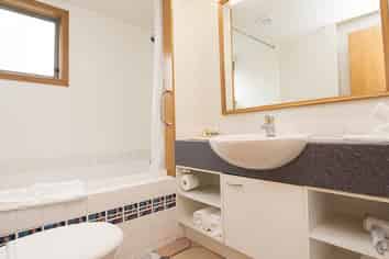 Hurley's of Queenstown