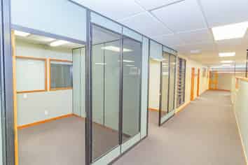 Dual-access central city office space