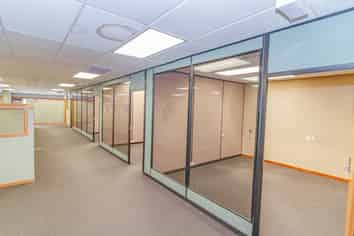 Dual-access central city office space