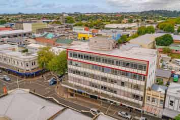 Penthouse office space in the city