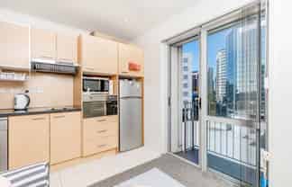 1012/11 Liverpool Street, Auckland Central