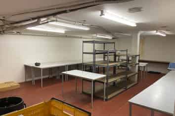 Multi level Panmure Office for lease