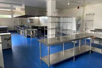 Multi level Panmure Office for lease