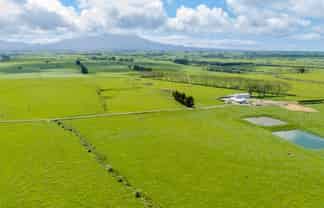 575 Upper Kina Road, 