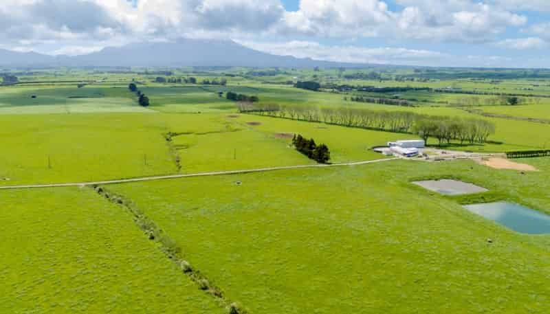 575 Upper Kina Road, 