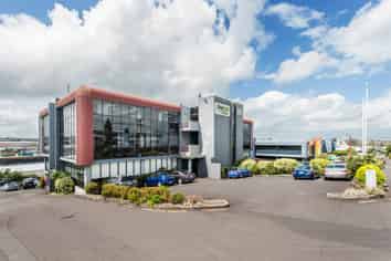 Generous Incentives - 426 sqm office (can be split)