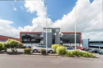 Generous Incentives - 426 sqm office (can be split)