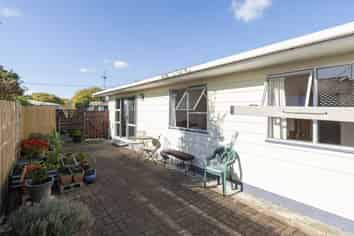 54A Maxwells Line, Awapuni