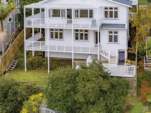 42 Waterview Road, Stanley Point, Devonport