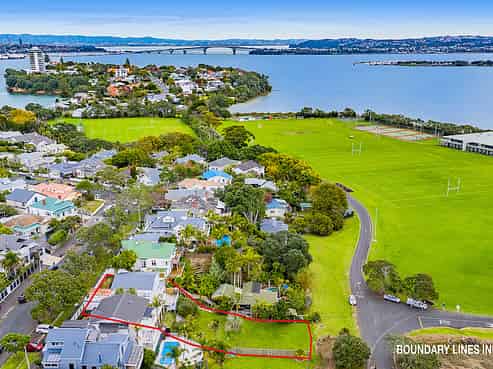 42 Waterview Road, Stanley Point, Devonport