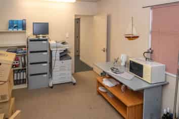 Modern Street Level Offices For Lease