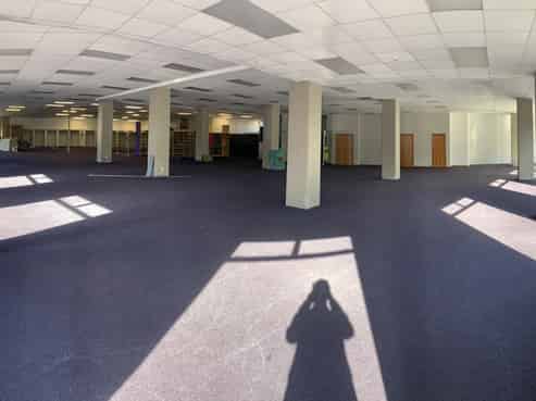 Flexible site: bulk retail/ office