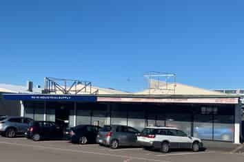 NORTH FACING ON FIRST AVENUE