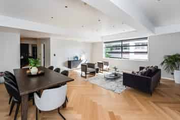 PREMIUM OFFICE / APARTMENT - WATERLOO TOWERS